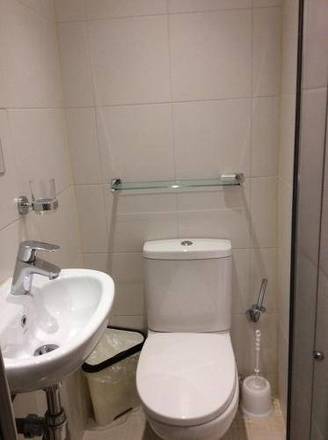 Central Hotel, London